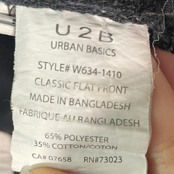 Urban Basics Black & White Grid Pattern Classic Flat  Front Shorts - 32 - Picture 6 of 8